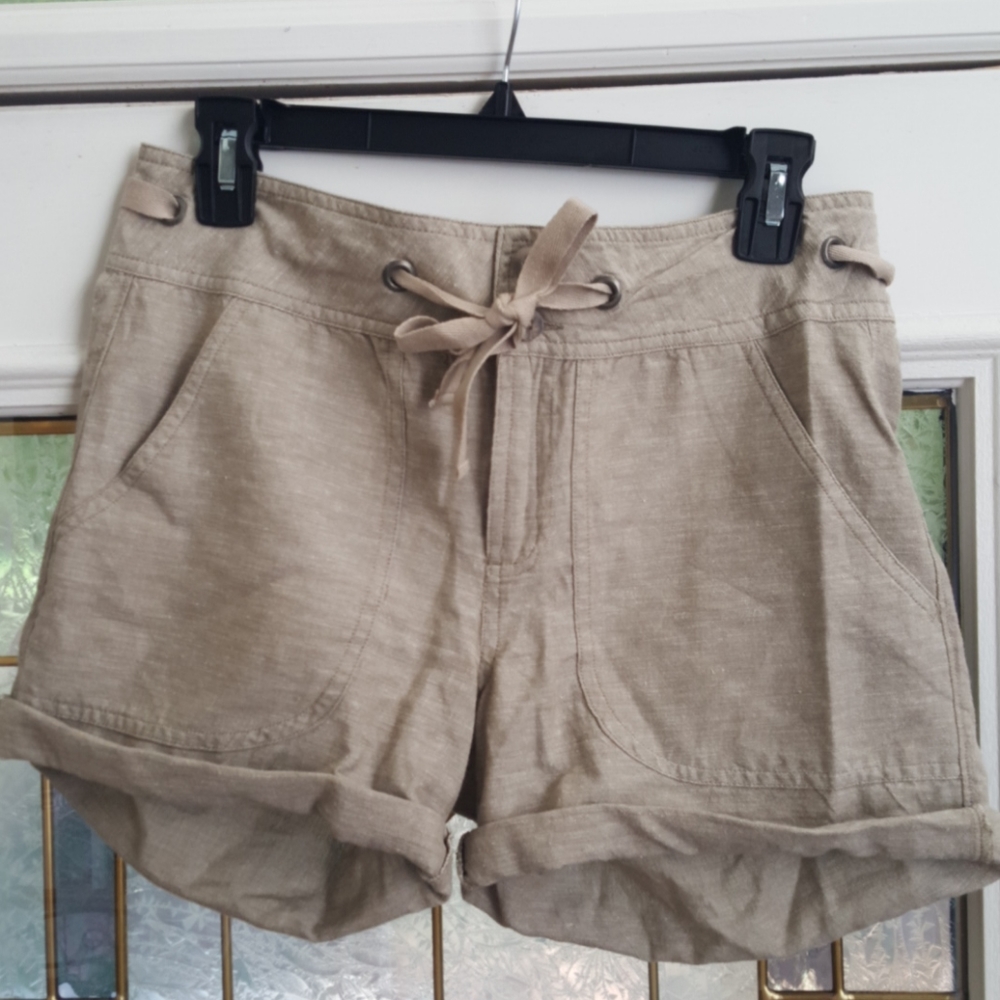 Khaki shorts
